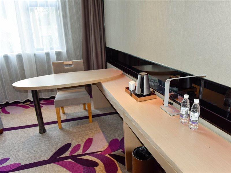 Lavande Hotel Zhuhai Tang University City Esterno foto